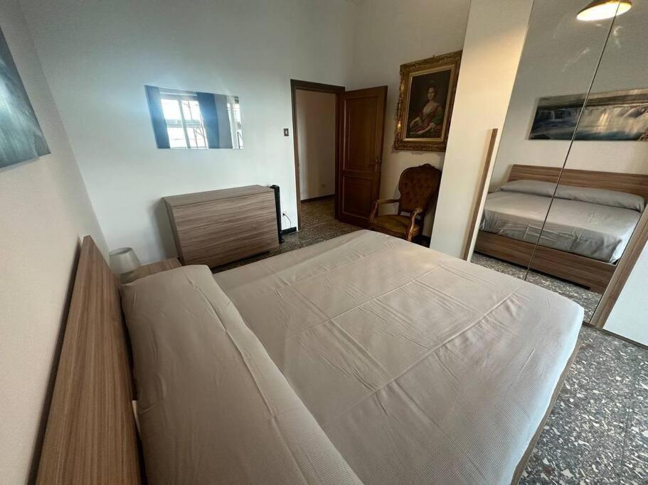 Metro C - Centocelle Ampio Appartamento Con Tre Camere Da Letto 罗马 外观 照片